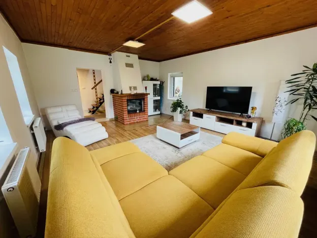Prodej rodinného domu, Čtveřín - Doubí, 130 m2
