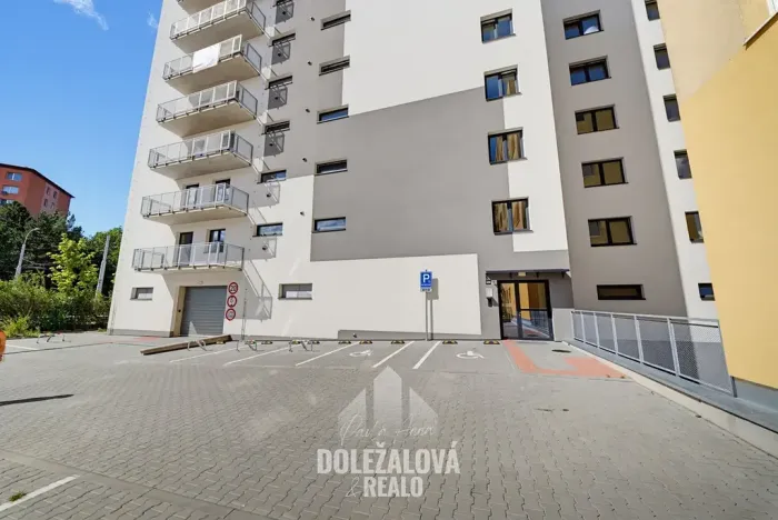 Pronájem bytu 1+kk, Jihlava, Okružní, 45 m2