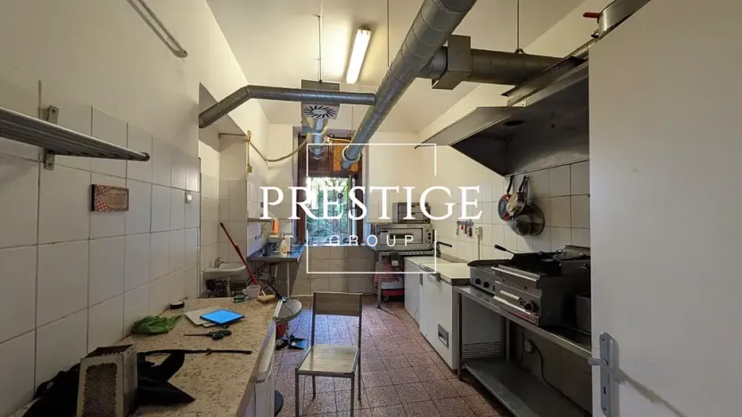 Pronájem restaurace, Praha - Smíchov, Nádražní, 62 m2