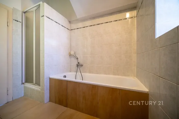 Prodej rodinného domu, České Budějovice - České Budějovice 3, Pražská tř., 200 m2
