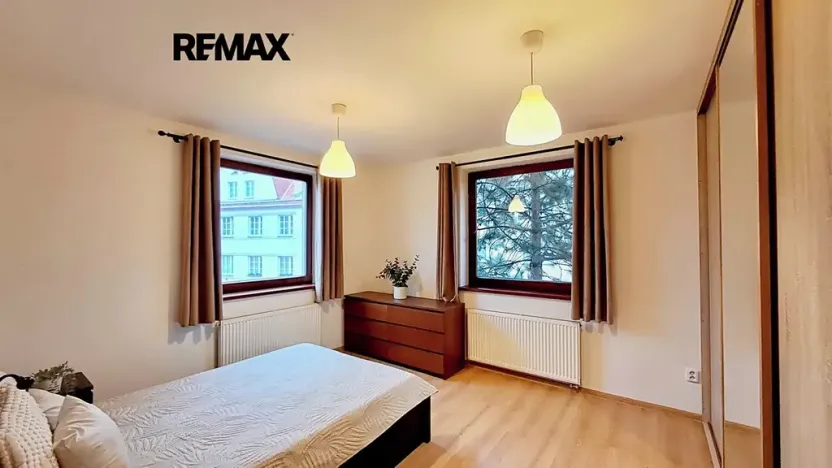 Pronájem bytu 2+kk, Praha - Vysočany, U Kloubových domů, 69 m2