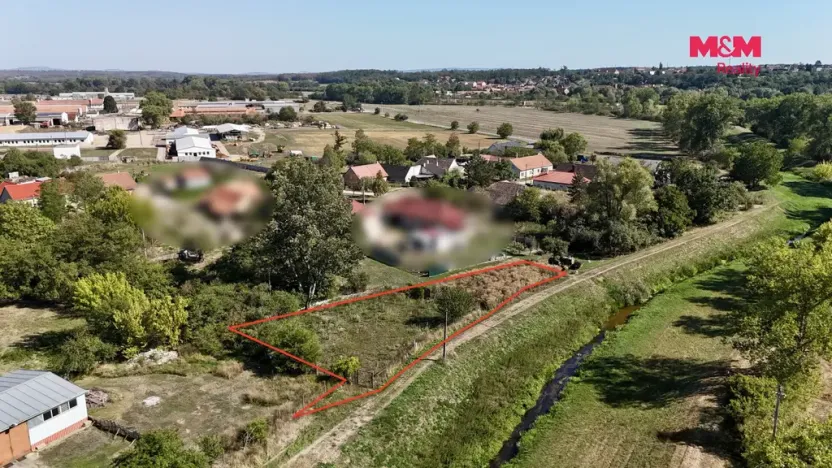 Prodej pozemku, Božice, 1119 m2