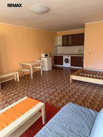 Pronájem bytu 1+kk, Praha - Újezd nad Lesy, Borovská, 35 m2