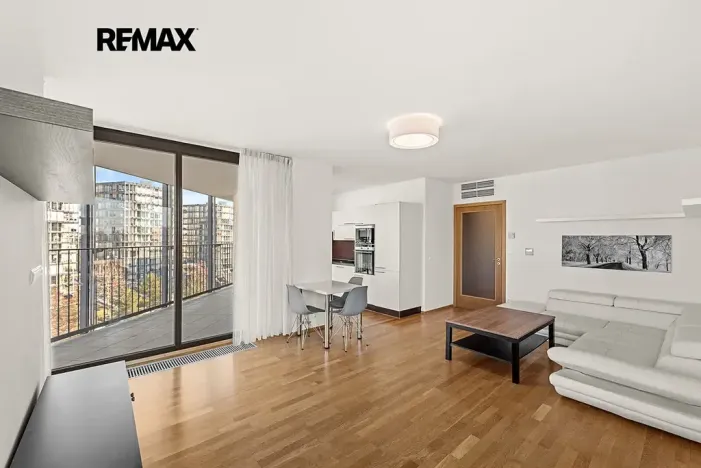 Pronájem bytu 2+kk, Praha - Žižkov, Malešická, 73 m2