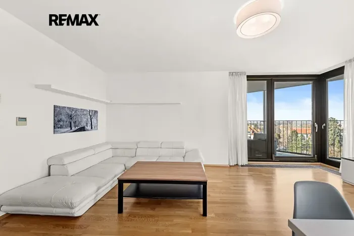 Pronájem bytu 2+kk, Praha - Žižkov, Malešická, 73 m2