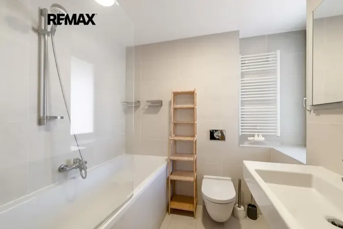 Pronájem bytu 2+kk, Praha - Žižkov, Malešická, 73 m2