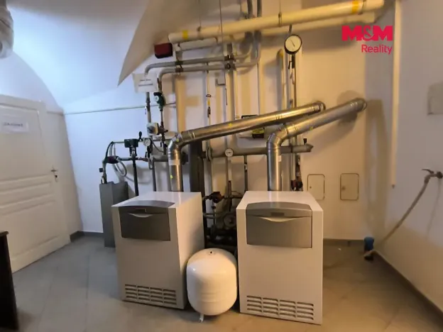 Pronájem obchodního prostoru, Horažďovice, Strakonická, 524 m2