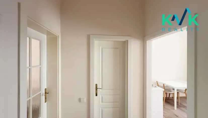Pronájem bytu 2+kk, Karlovy Vary, Tylova, 34 m2