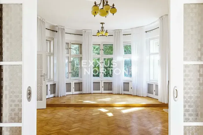 Prodej bytu 6+kk a větší, Praha - Střešovice, Cukrovarnická, 228 m2