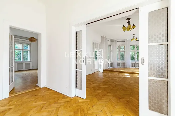 Prodej bytu 6+kk a větší, Praha - Střešovice, Cukrovarnická, 228 m2