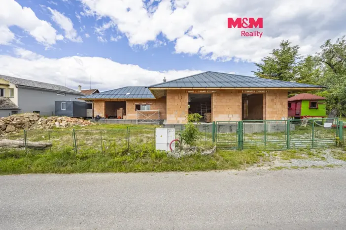 Prodej zemědělského objektu, Bílý Újezd - Masty, 212 m2