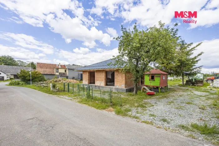 Prodej zemědělského objektu, Bílý Újezd - Masty, 212 m2