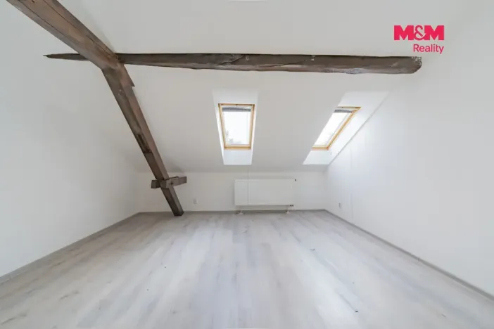Pronájem bytu 1+kk, Cheb, Havlíčkova, 50 m2