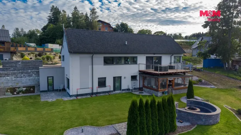 Prodej rodinného domu, Smržovka, Pod Hřištěm, 225 m2