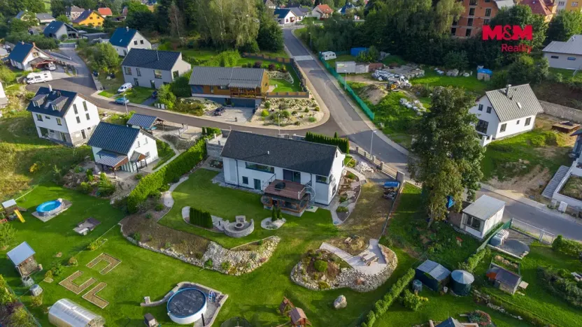 Prodej rodinného domu, Smržovka, Pod Hřištěm, 225 m2