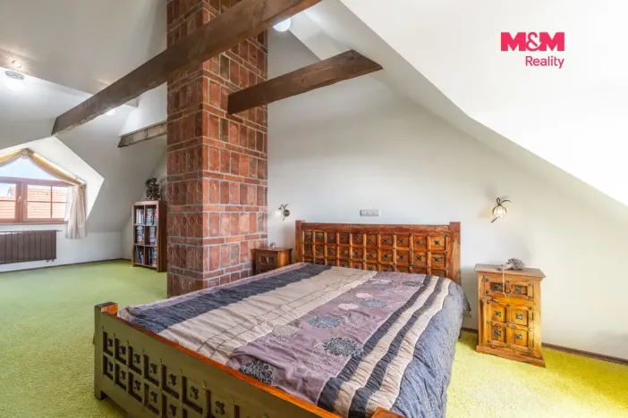 Prodej rodinného domu, Hovorany, 262 m2