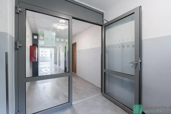 Prodej bytu 2+1, Osek, Hrdlovská, 63 m2