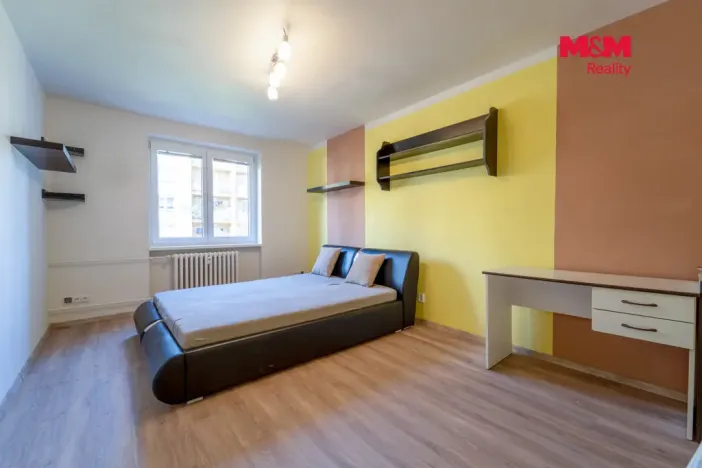 Pronájem bytu 3+kk, Plzeň - Skvrňany, Waltrova, 74 m2