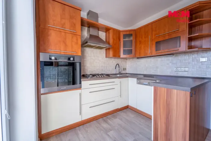 Pronájem bytu 3+kk, Plzeň - Skvrňany, Waltrova, 74 m2