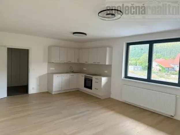 Pronájem bytu 1+kk, Karlštejn, 40 m2