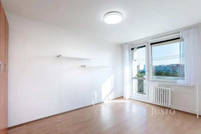 Pronájem bytu 3+kk, Praha - Petrovice, Rezlerova, 63 m2