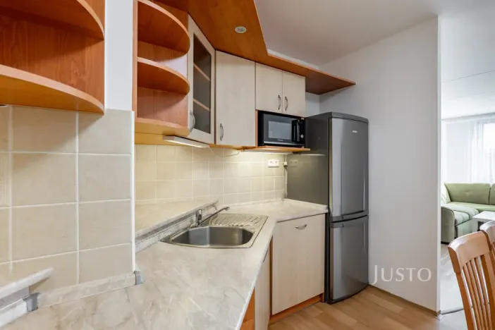 Pronájem bytu 3+kk, Praha - Petrovice, Rezlerova, 63 m2