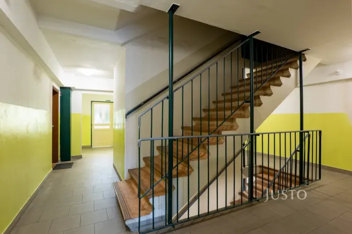 Pronájem bytu 3+kk, Praha - Petrovice, Rezlerova, 63 m2