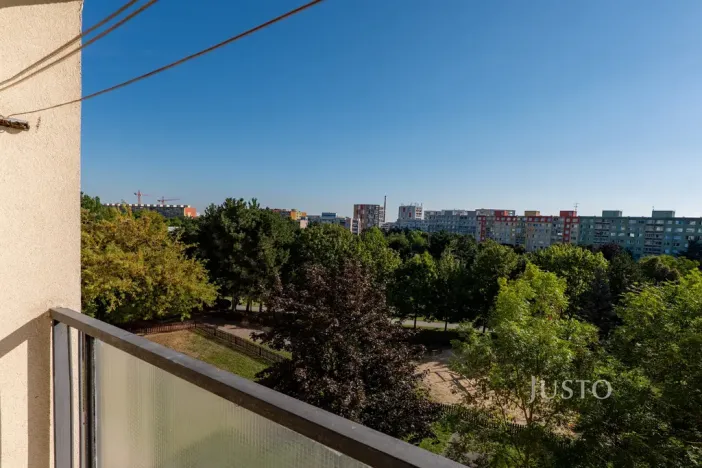 Pronájem bytu 3+kk, Praha - Petrovice, Rezlerova, 63 m2