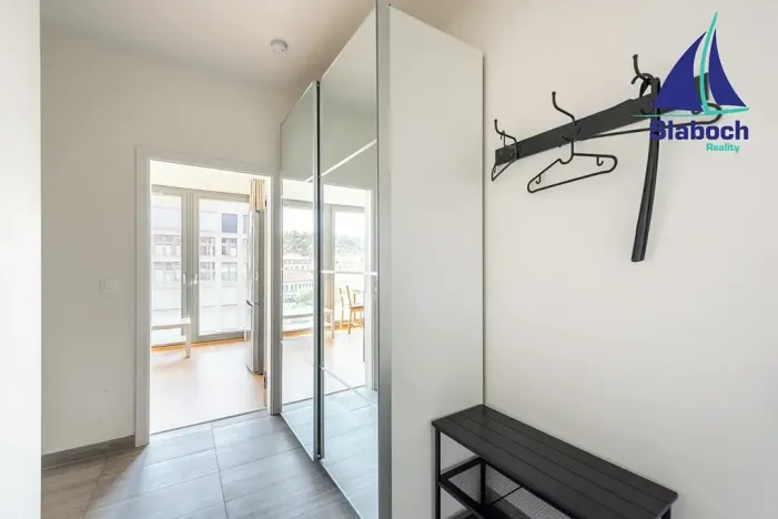 Pronájem bytu 1+kk, Praha - Karlín, Breitfeldova, 63 m2