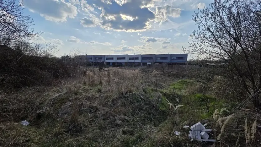 Dražba pozemku, Praha - Ďáblice, Červenomlýnská, 3900 m2