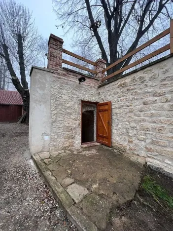 Pronájem skladu, Praha - Libeň, Zvonařovská, 25 m2