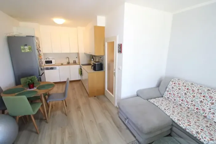 Pronájem bytu 2+kk, Praha - Uhříněves, Saturnova, 48 m2