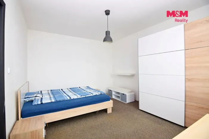 Pronájem bytu 1+1, Děčín - Děčín IX-Bynov, Kyjevská, 34 m2