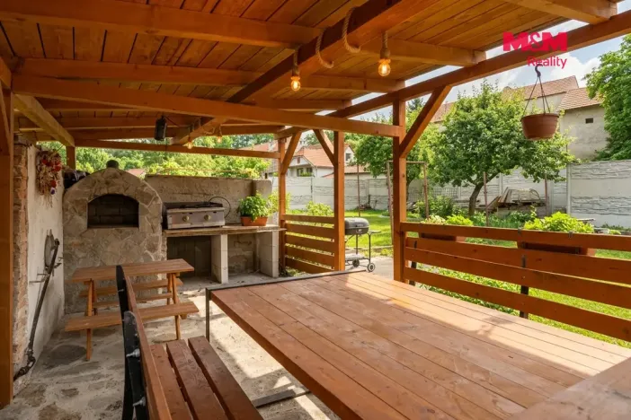 Prodej rodinného domu, Peruc - Černochov, 288 m2