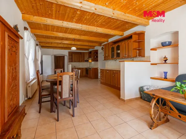 Prodej rodinného domu, Miličín - Petrovice, 360 m2