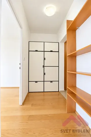 Pronájem bytu 2+kk, Praha - Háje, Hekrova, 43 m2