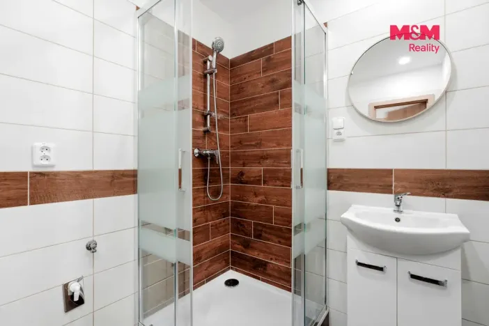 Prodej bytu 2+1, Česká Lípa, Železničářská, 61 m2