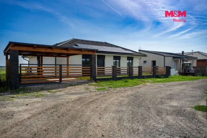 Prodej rodinného domu, Bělušice, 112 m2
