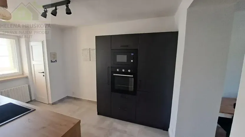 Pronájem bytu 2+1, Ostrava, U Nové školy, 57 m2