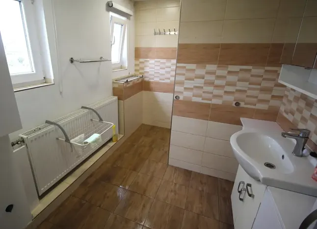 Prodej rodinného domu, Jirny, Na Jablonce, 260 m2
