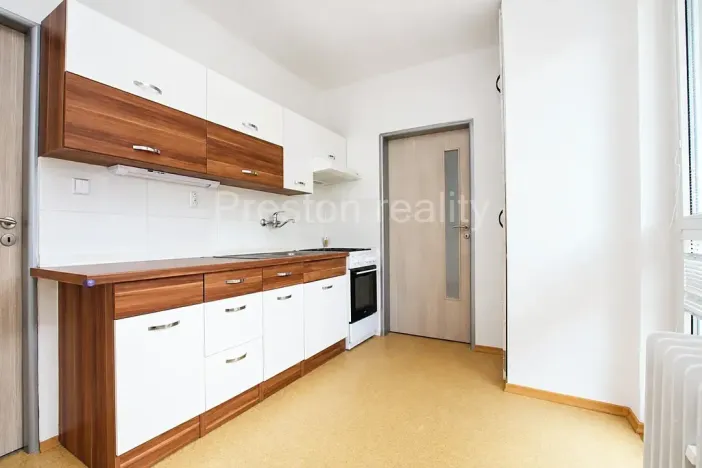 Pronájem bytu 2+1, Pardubice, Na Drážce, 50 m2