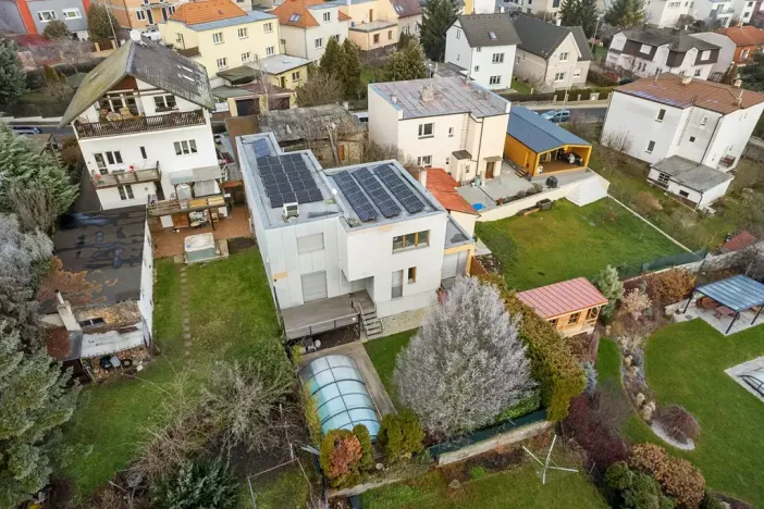 Prodej rodinného domu, Praha - Kyje, Sklenská, 200 m2