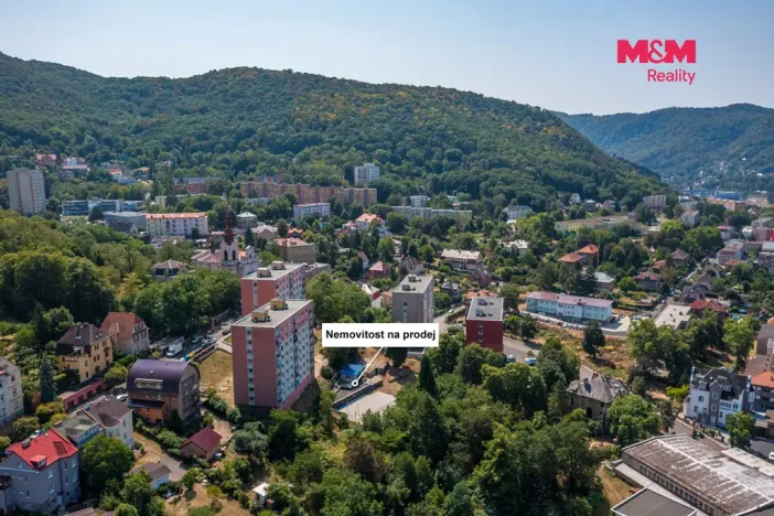 Prodej pozemku pro bydlení, Ústí nad Labem, Žukovova, 1706 m2
