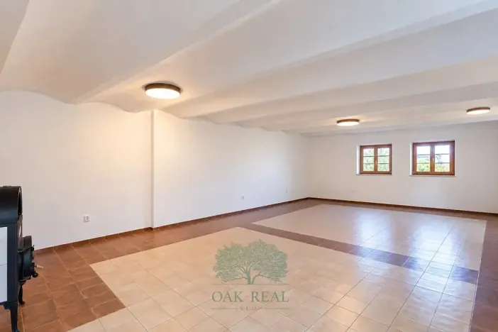 Prodej výrobních prostor, Skomelno, 284 m2