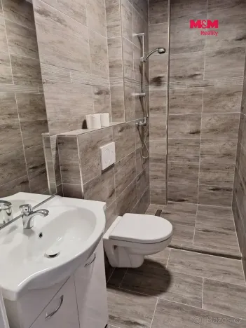 Pronájem bytu 1+kk, Tanvald, Horská, 37 m2