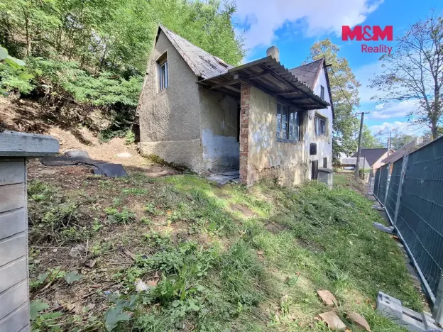 Prodej pozemku pro bydlení, Lomnice, 360 m2