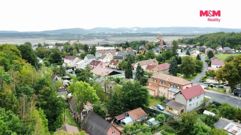 Prodej pozemku pro bydlení, Lomnice, 360 m2