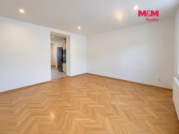 Pronájem bytu 2+1, Rokycany, Boženy Němcové, 68 m2