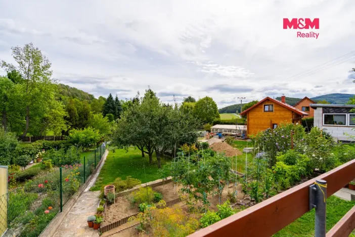 Prodej bytu 3+1, Brloh, 69 m2