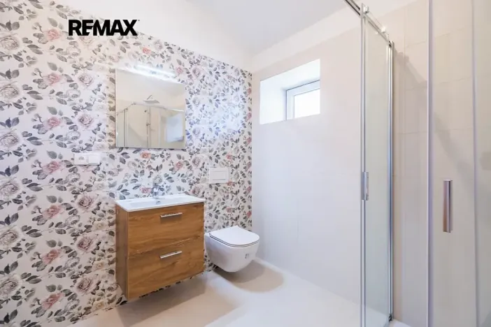 Prodej bytu 3+kk, Svoboda nad Úpou, Nádražní, 65 m2